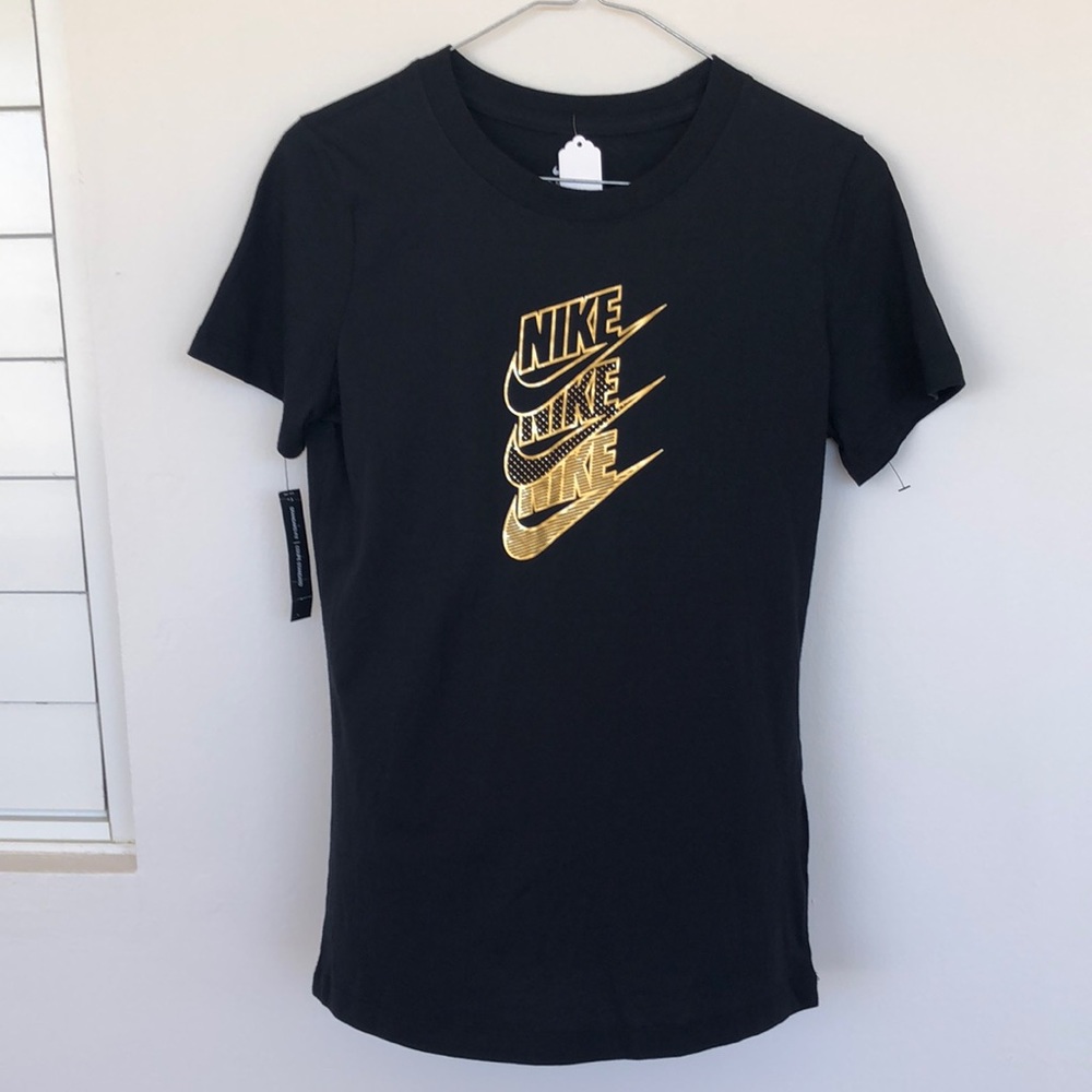 Nike black tshirt   xtra small